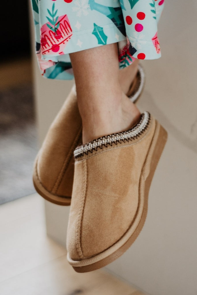 Sand Embroidered Slip-On House Shoes