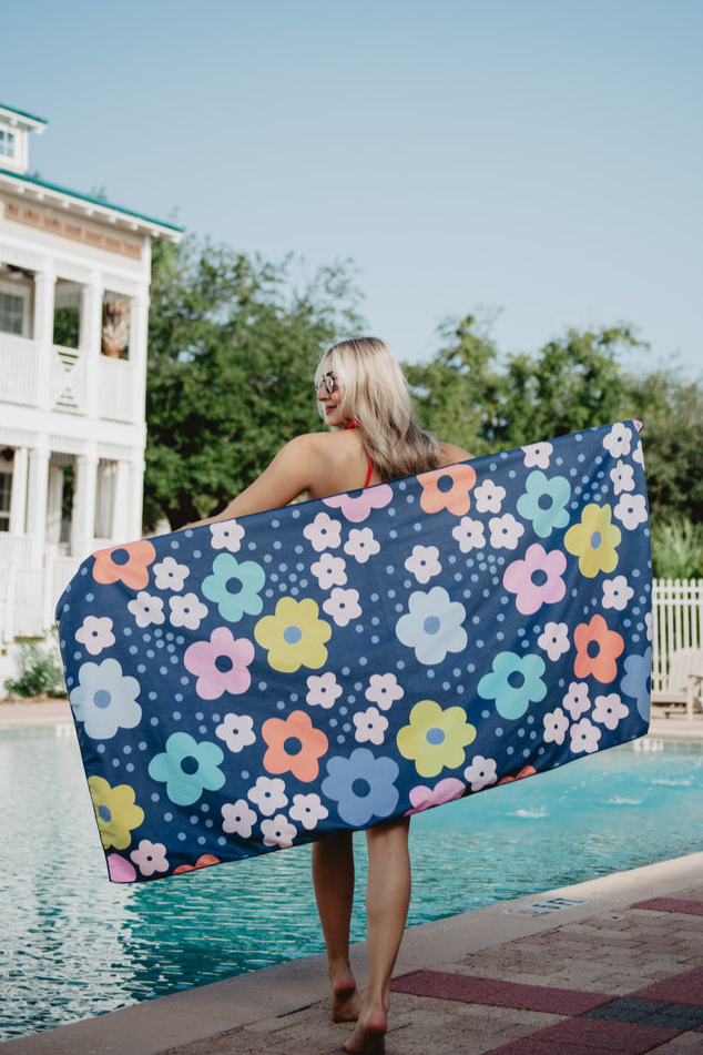 Navy Daisy Pool Beach Quick Dry Reversible Towel