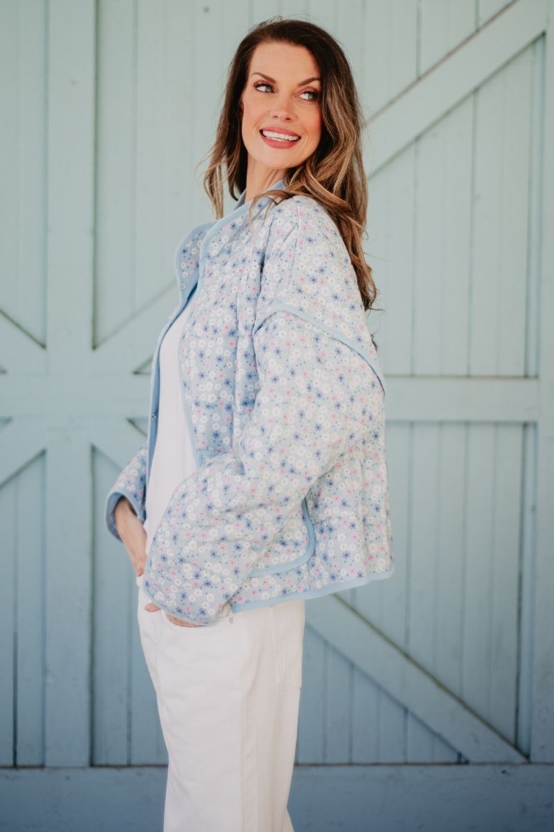 Light Blue Dainty Floral Lightweight Quilted Jacket