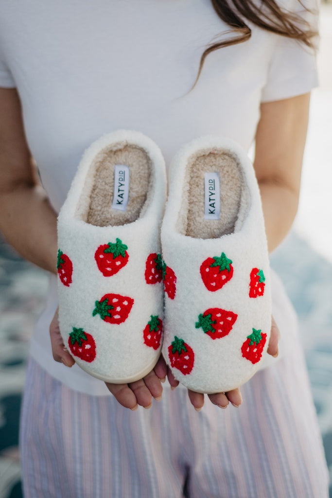 Shoes Furry Slippers For Women Strawberry Fuzzy Slippers For Women