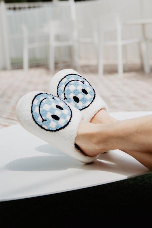 Light Blue Checkered Pattern Happy Face Slippers for Women