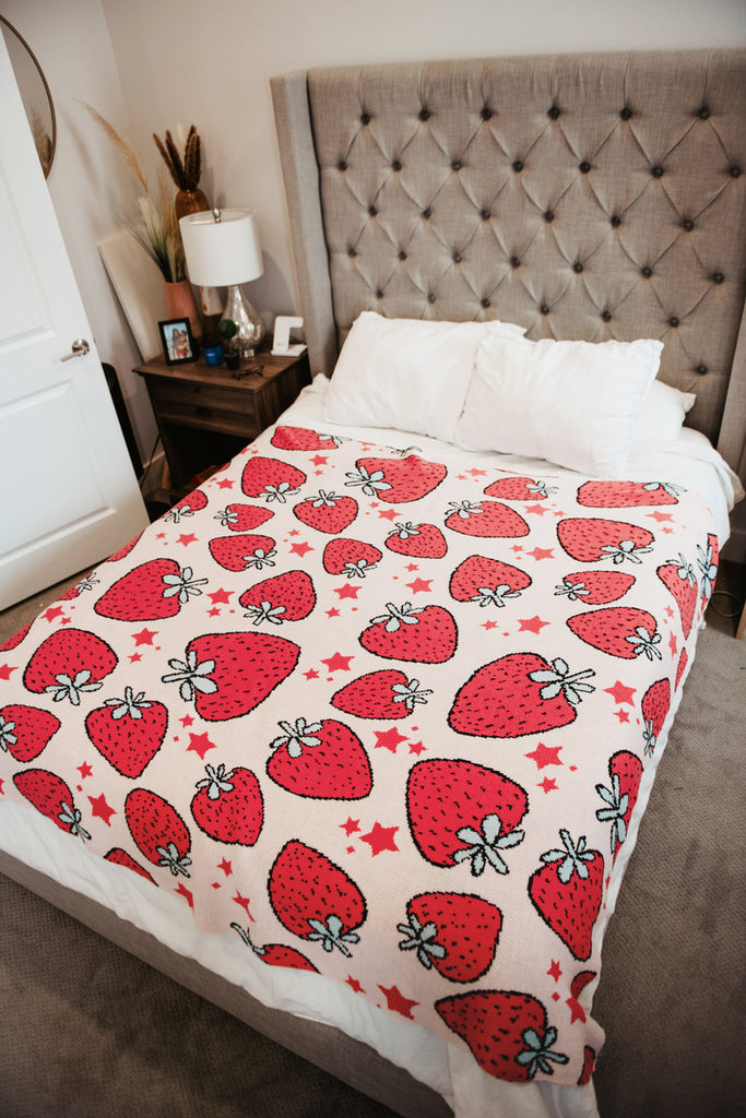 Strawberry Oversized Knitted BLANKET