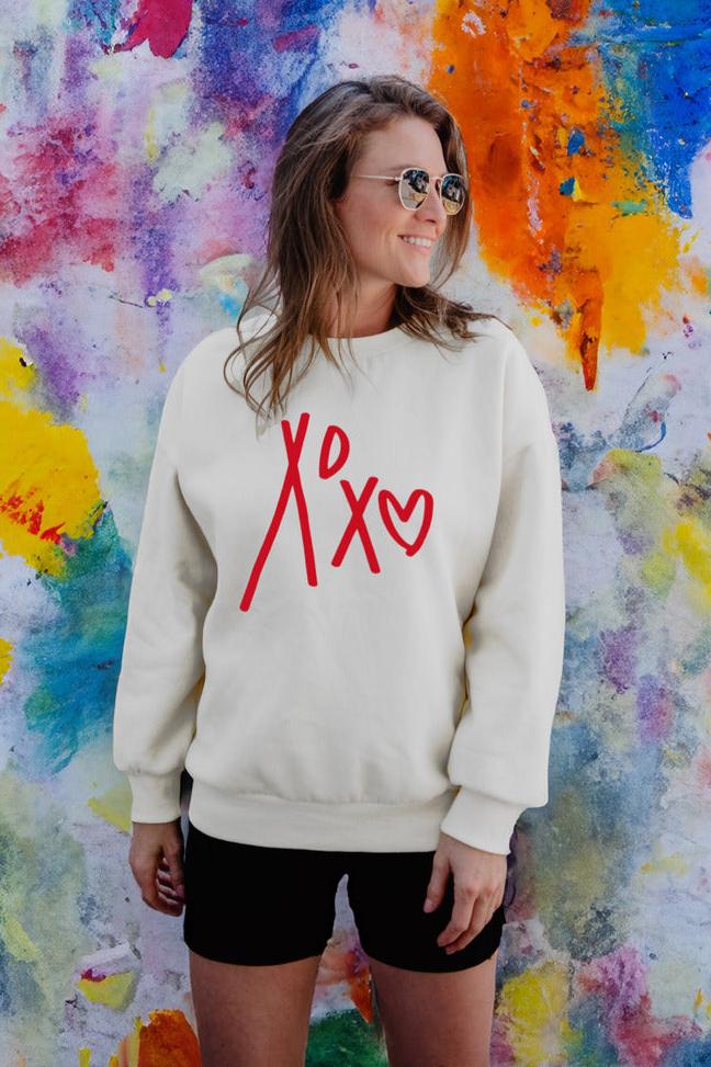 XOXO Heart Graphic Sweatshirt